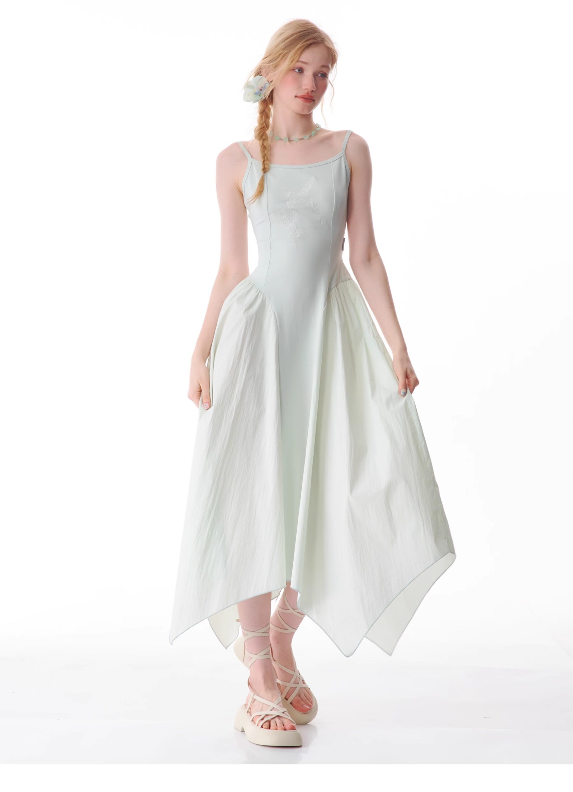 American Vintage Butterfly Maxi Dress - Elegant Slip Dress with Waist-Defining Silhouette & All-Over Butterfly Print - Image 8