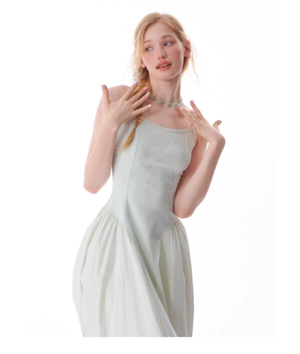 American Vintage Butterfly Maxi Dress - Elegant Slip Dress with Waist-Defining Silhouette & All-Over Butterfly Print - Image 21
