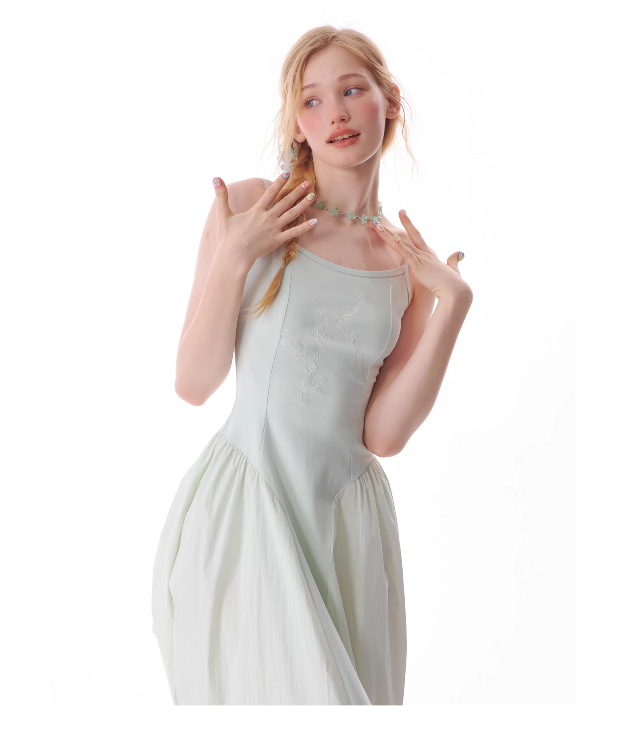 American Vintage Butterfly Maxi Dress - Elegant Slip Dress with Waist-Defining Silhouette & All-Over Butterfly Print - Image 21