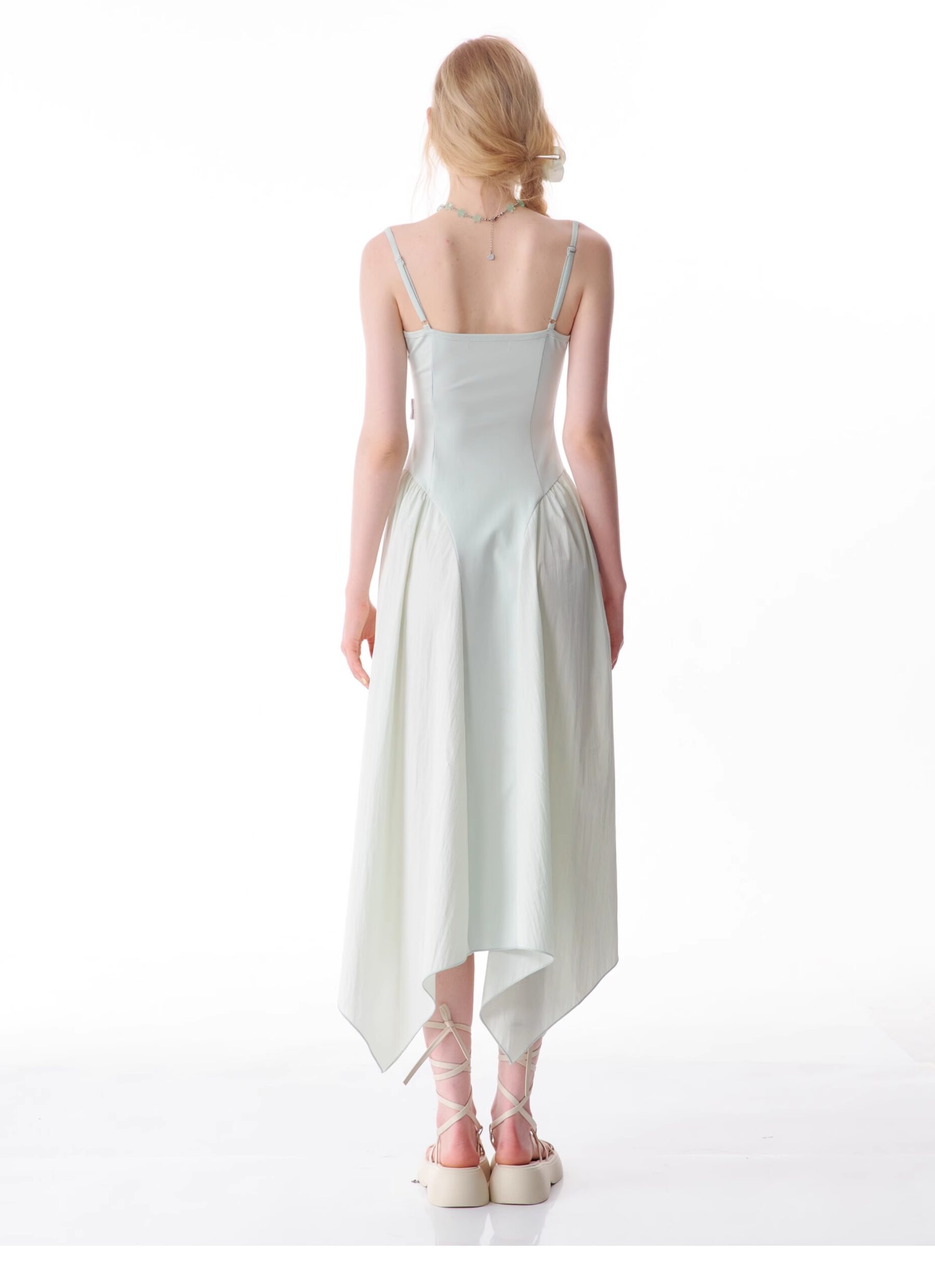 American Vintage Butterfly Maxi Dress - Elegant Slip Dress with Waist-Defining Silhouette & All-Over Butterfly Print - Image 23