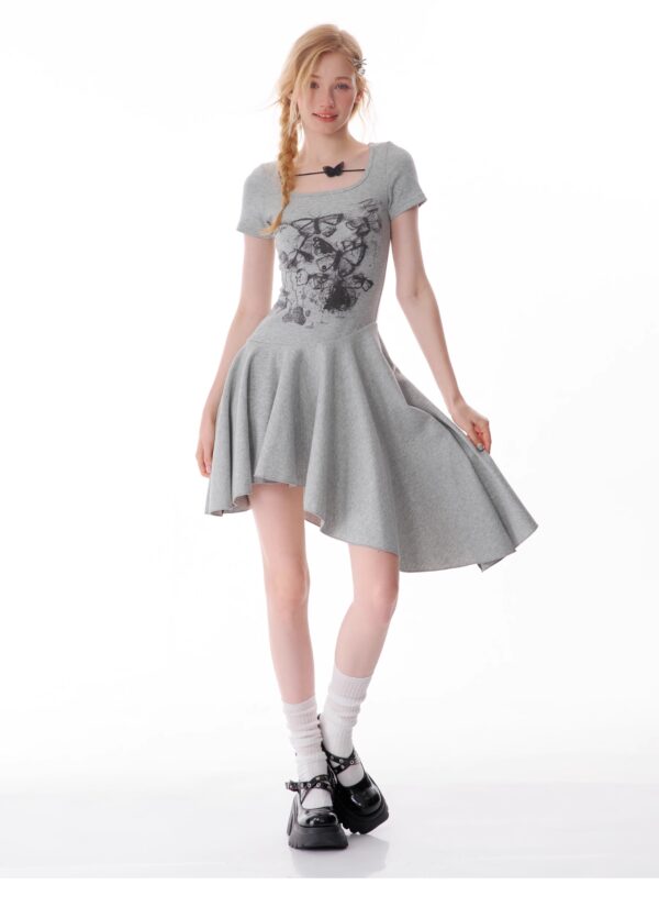 American Style Butterfly Print Dress - Defined Waist Short Sleeve Dress with Asymmetric Pleated Hem - Image 12
