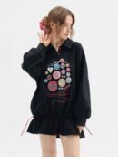 Vintage Button-Detail Polo Dress - Retro Print Pullover Sweatshirt Dress with Tailored Waist