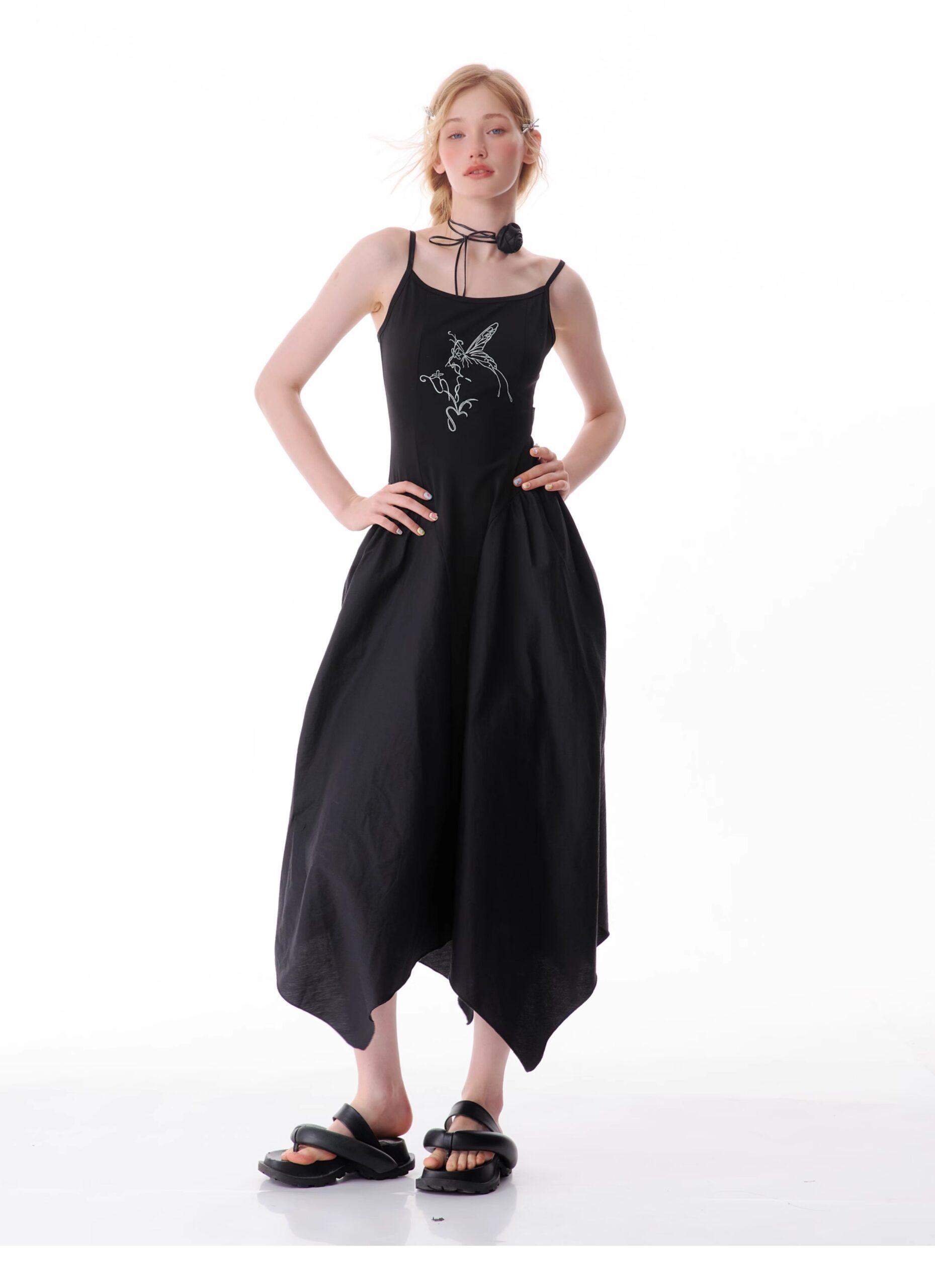 American Vintage Butterfly Maxi Dress - Elegant Slip Dress with Waist-Defining Silhouette & All-Over Butterfly Print - Image 12
