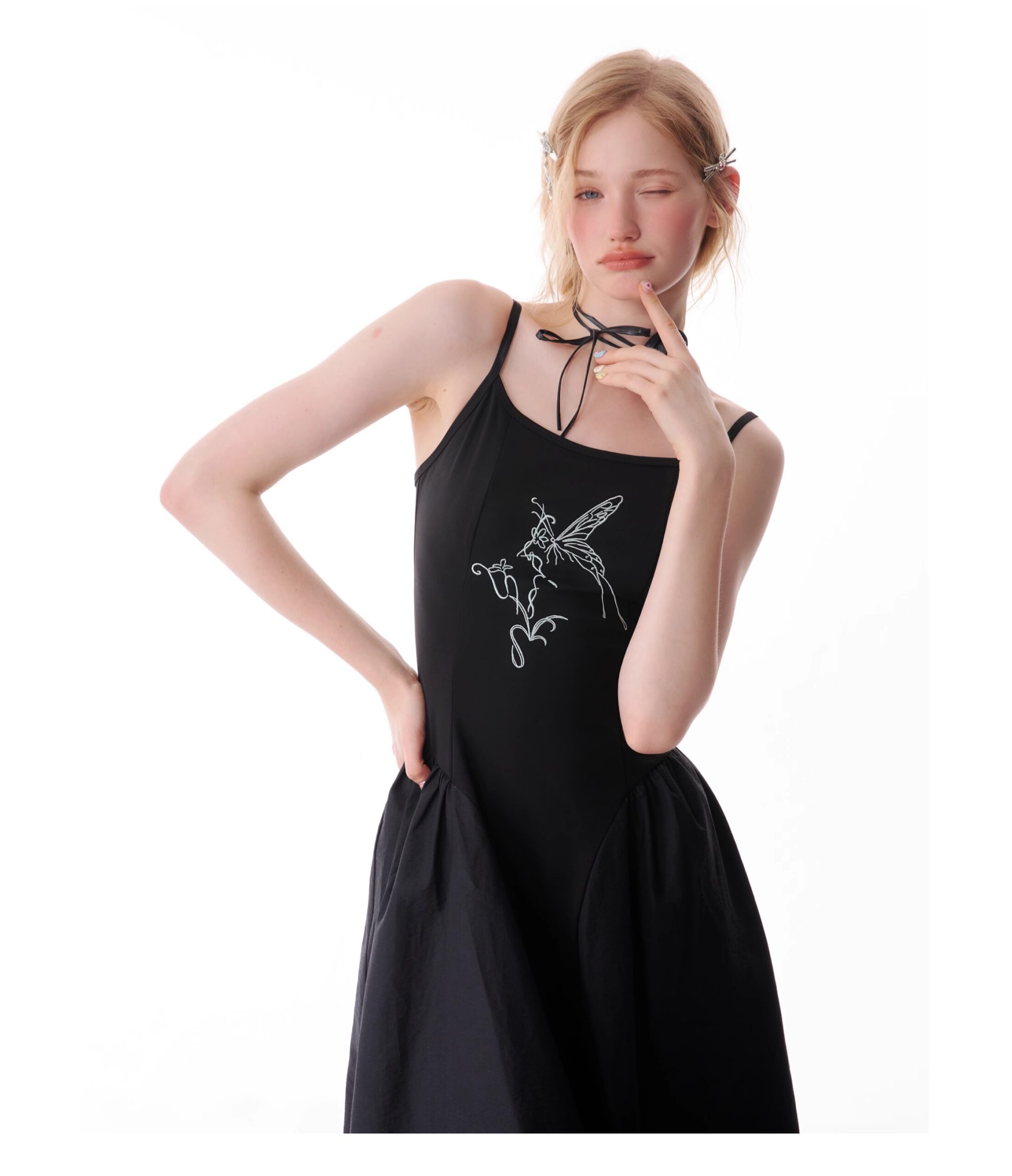 American Vintage Butterfly Maxi Dress - Elegant Slip Dress with Waist-Defining Silhouette & All-Over Butterfly Print - Image 13