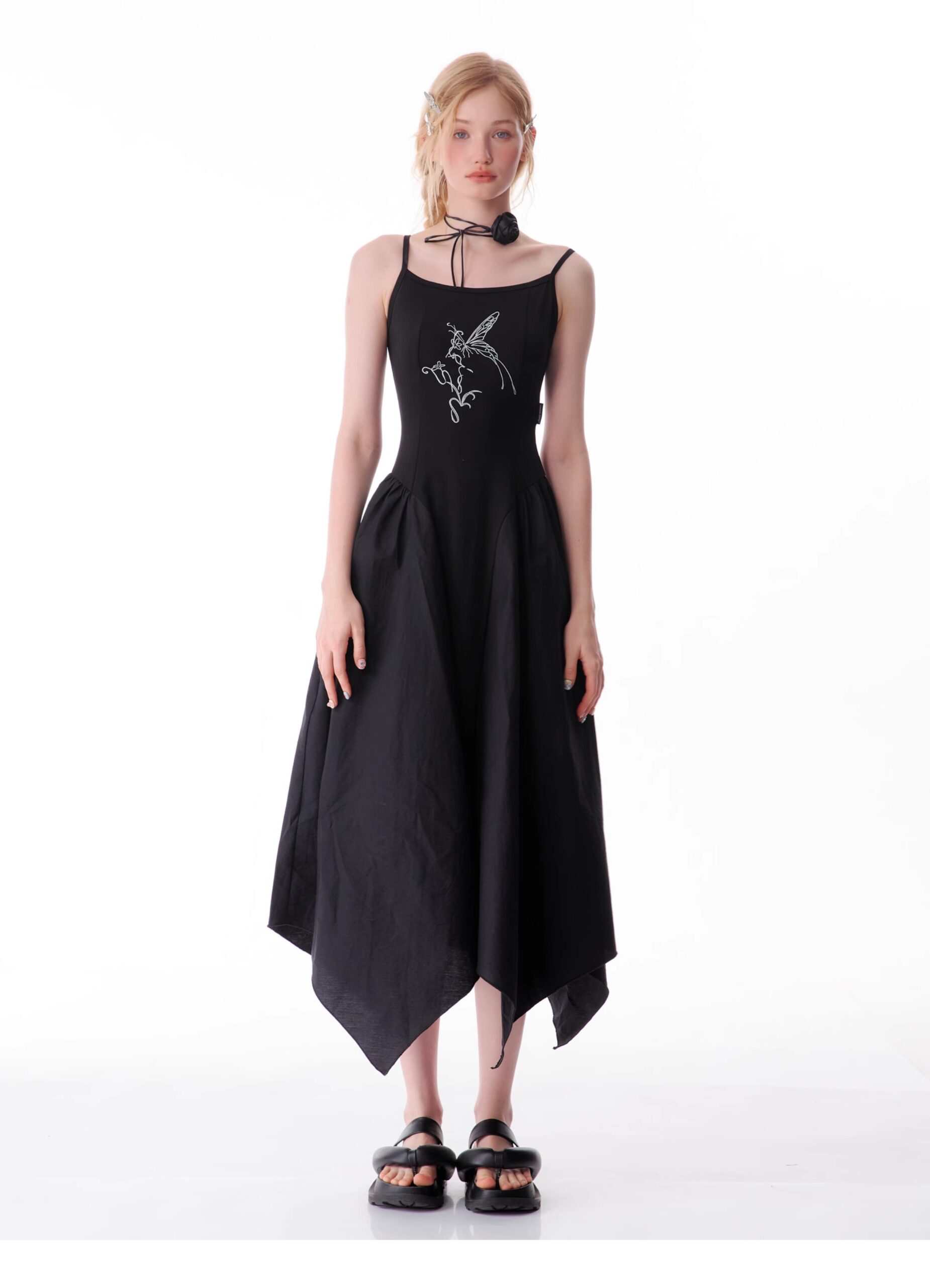 American Vintage Butterfly Maxi Dress - Elegant Slip Dress with Waist-Defining Silhouette & All-Over Butterfly Print - Image 14